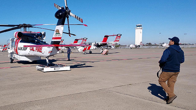 Mototok M maneuvers a Sikorsky S70i Firehawk