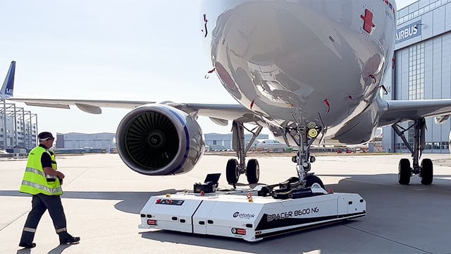 Mototok Spacer 8600 NG at Airbus facility