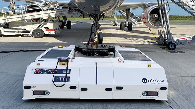 Mototok Spacer 8600 NG before pushback