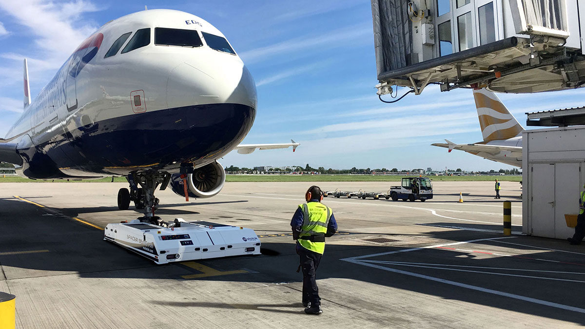 Spacer-8600NG-Airbus-A320-Heathrow-M
