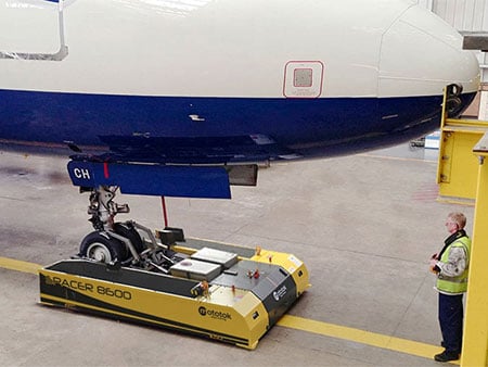 spacer-8600-airbus-a320-hangar-001-450