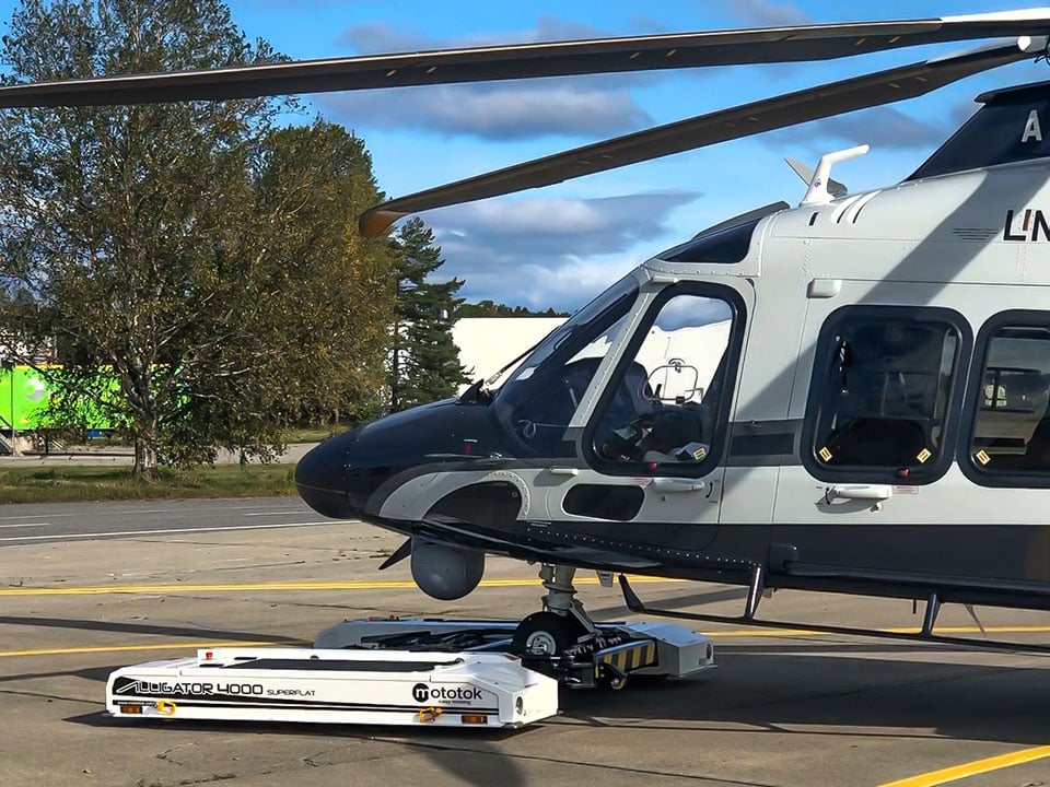 Alligator-tows-Agusta-Westland-AW-169-01-960x720