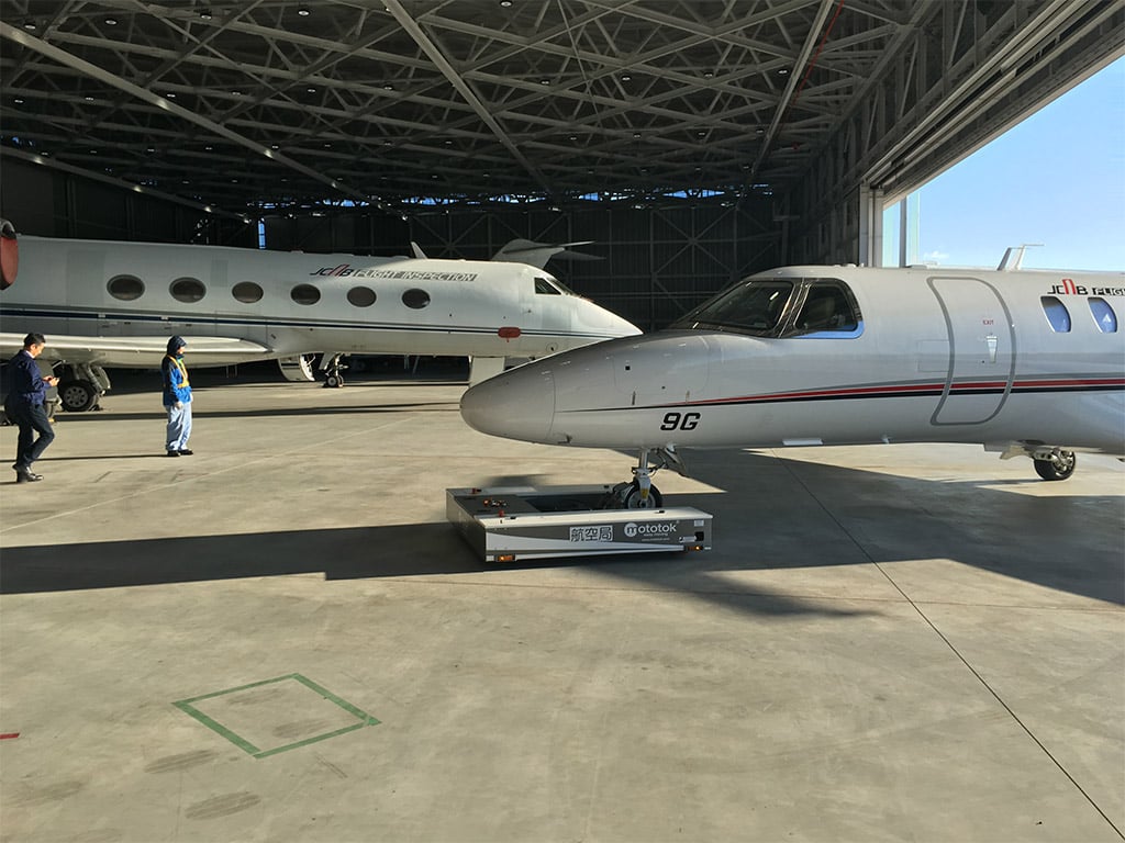 M-Series tows a Cessna Citation