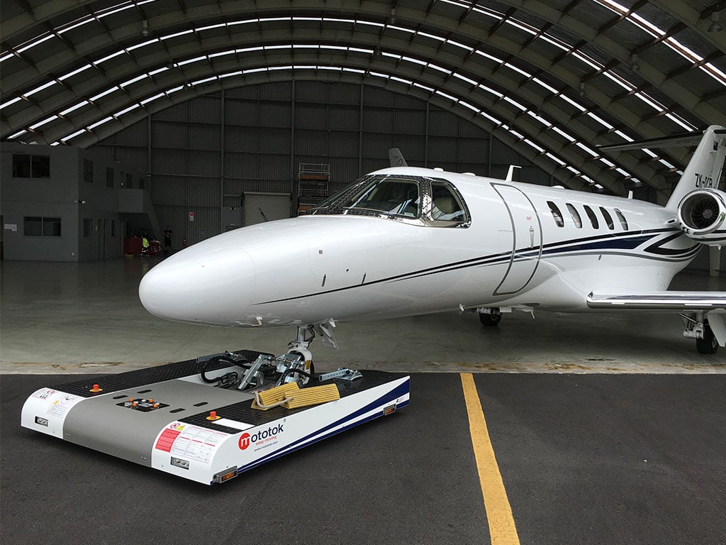 Mototok TWIN with a Cessna Citation