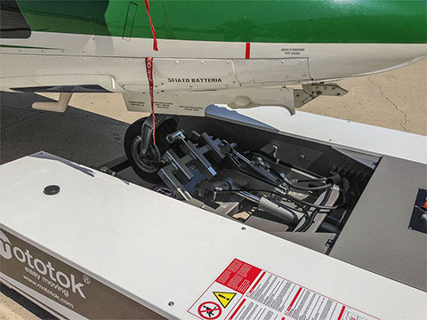 m528-agustawestland-a109-004_small.jpg