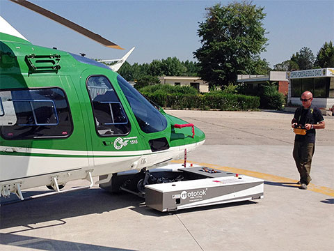 m528-agustawestland-a109-001_small.jpg