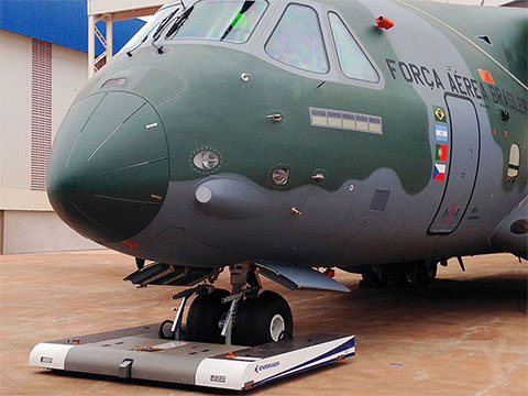 twin-wide-embraer-kc-390-002_small.jpg
