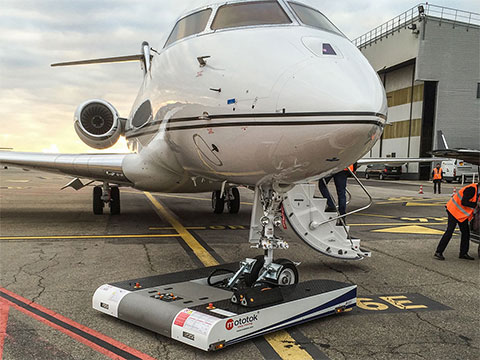 twin-bombardier-global-5000-005_small.jpg
